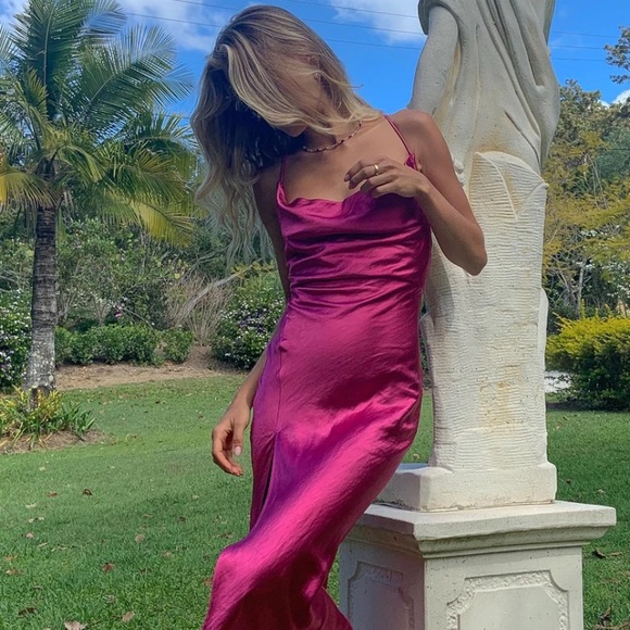 Princess Polly Walk The Line Maxi Dress in Magenta - Picture 3 of 3
